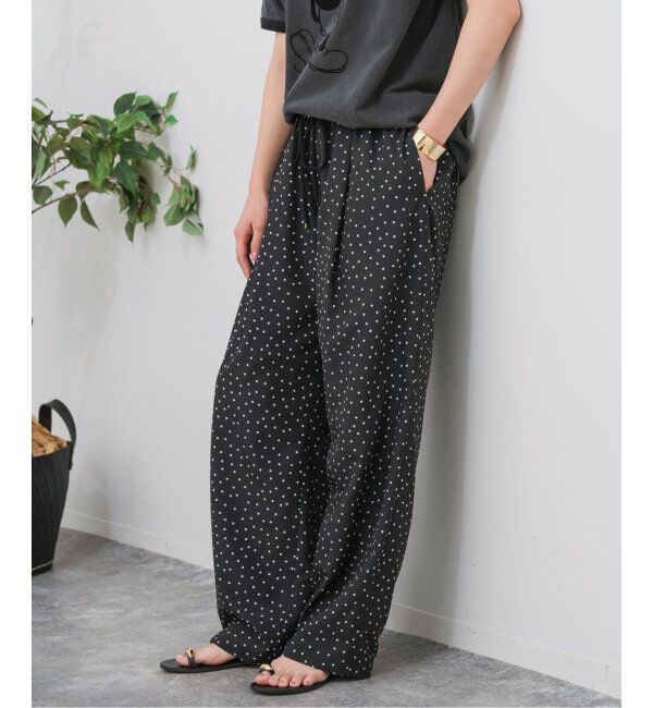Spick and Span「《WEB限定》ドットプリントイージーストレートパンツ」|スラックス|