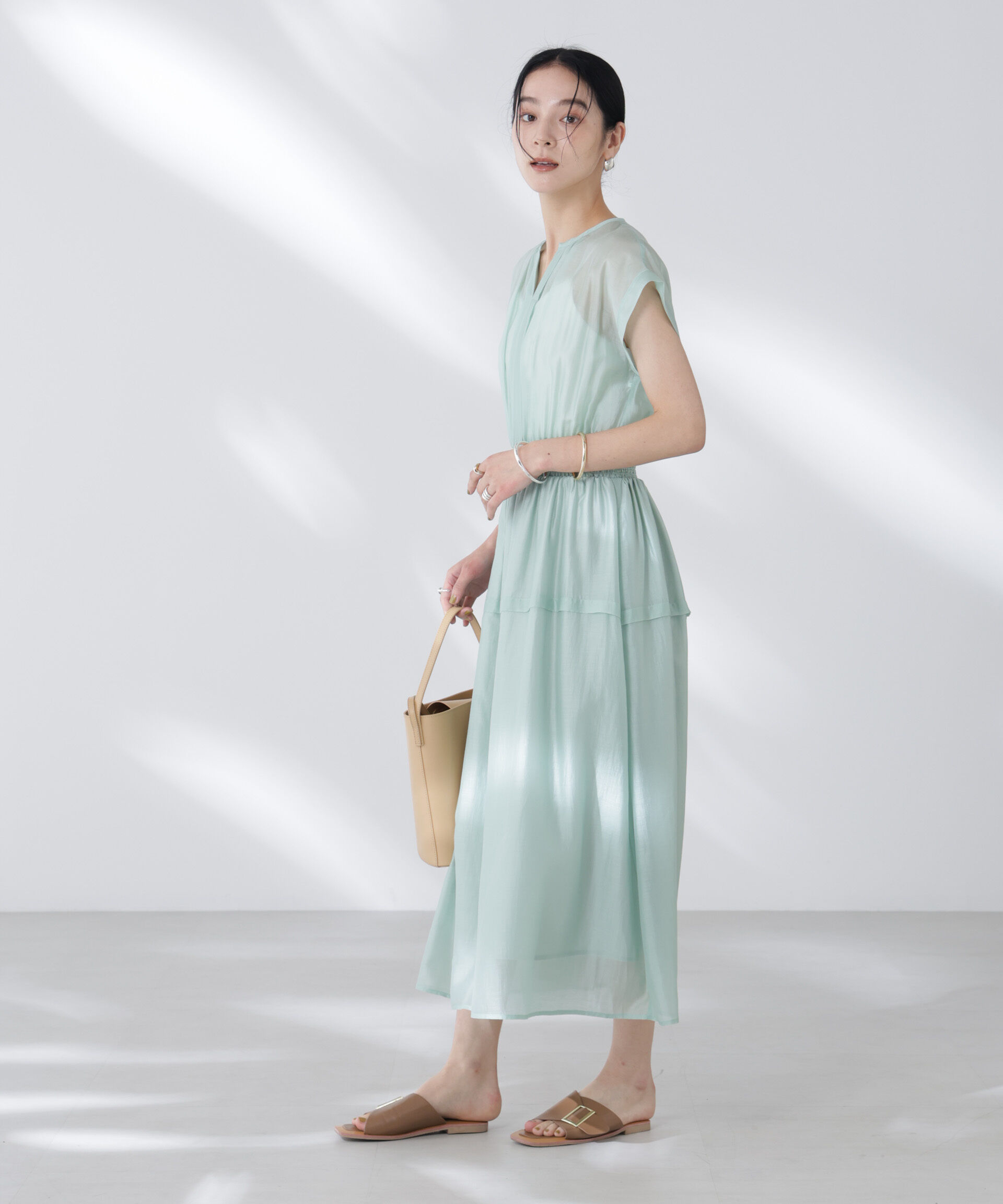 nano･universe「シアーサテンウエストシャーリングワンピース」|ワンピース|