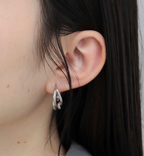 fredy emue「ひねりリングピアス」|ピアス|