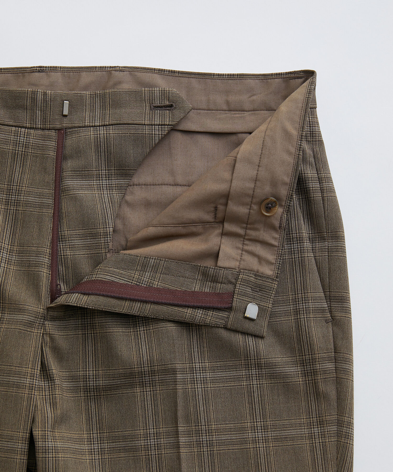 ADAM ET ROPE'「【Chambrer】スリムテーパード センタープレス スラックス / セットアップ対応」|スラックス|