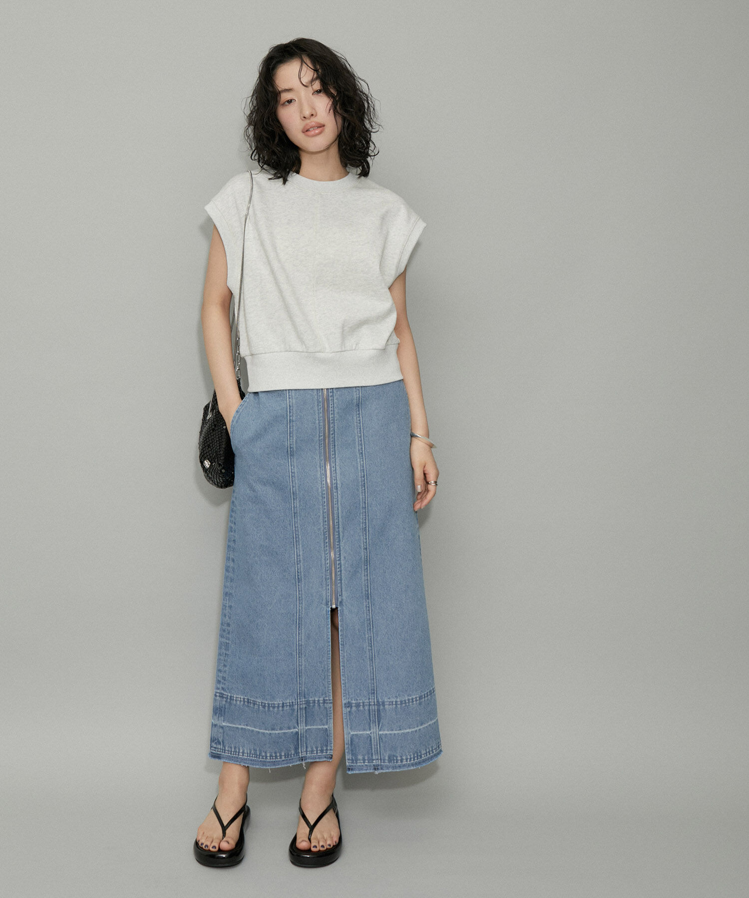 ADAM ET ROPE'「【WEB限定】フロントジップデニムスカート」|スカート|