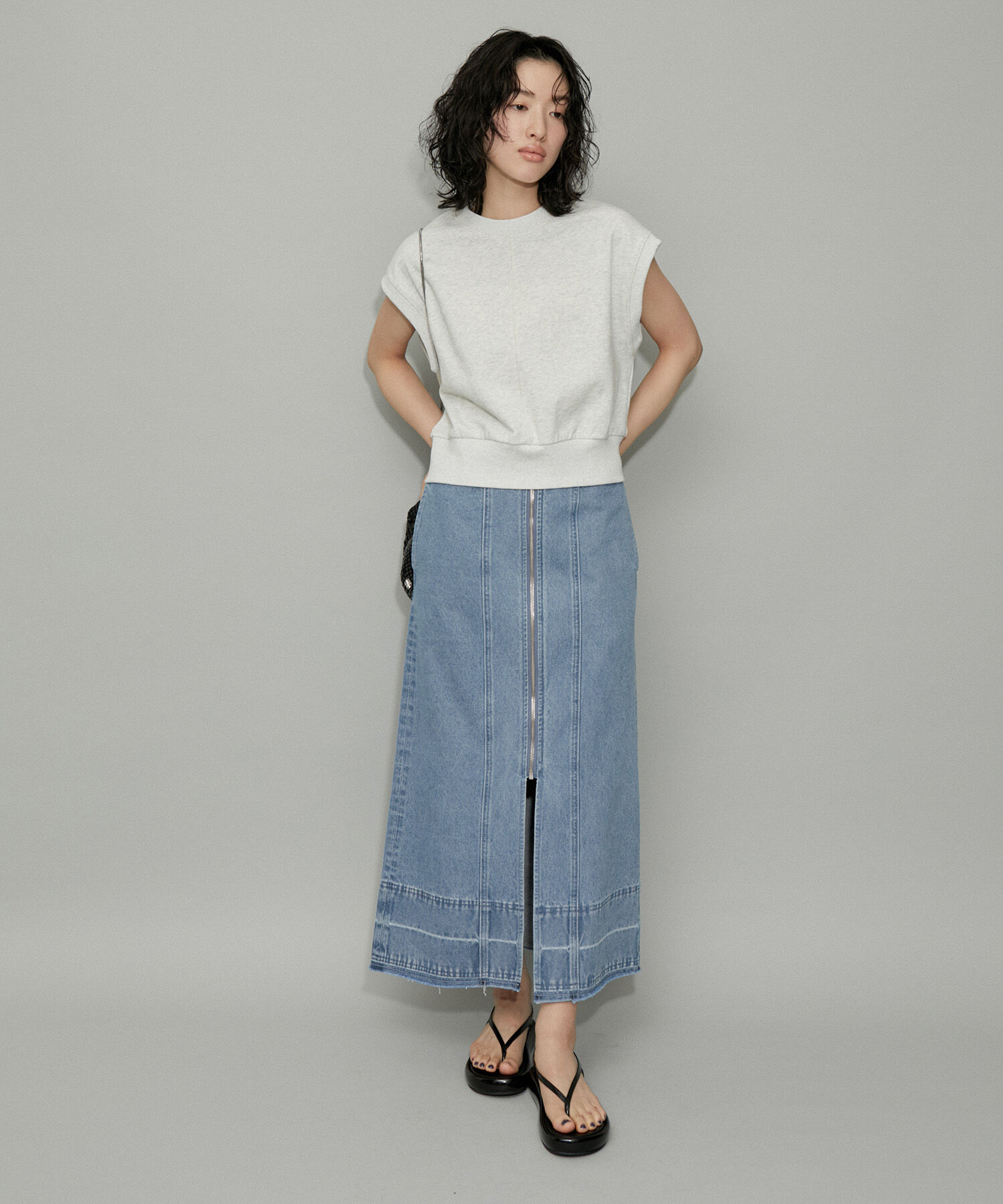 ADAM ET ROPE'「【WEB限定】フロントジップデニムスカート」|スカート|