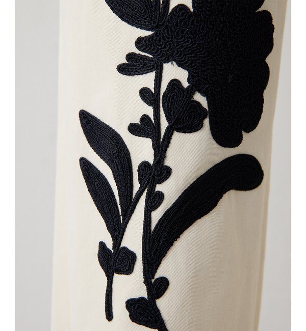  「コード刺繍パンツ」|チノ|