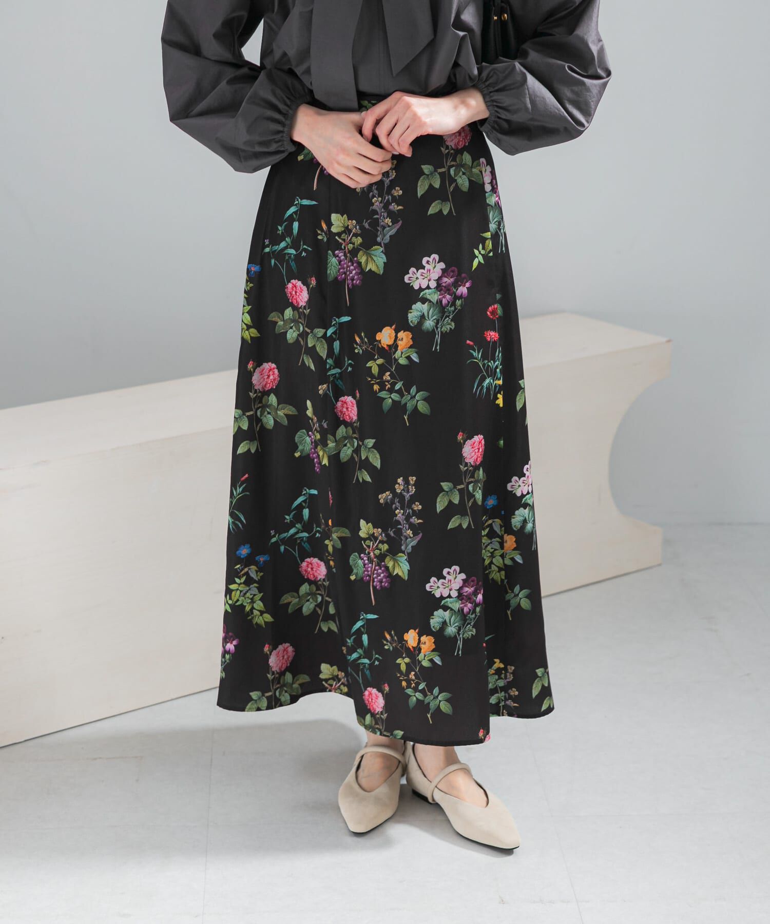 URBAN RESEARCH ROSSO「ボタニカルプリントマキシスカート」|スカート|ブラック