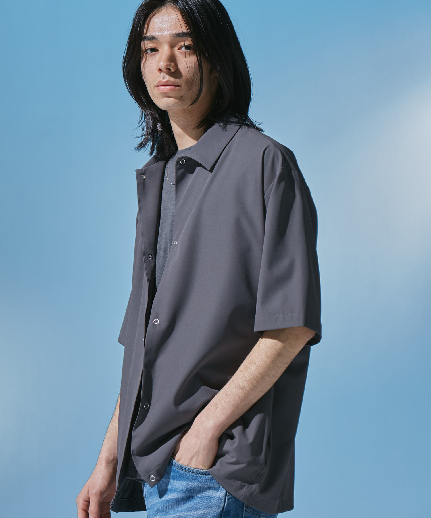 URBAN RESEARCH DOORS「『UR TECH』サマシェア ショートスリーブシャツカーディガン」|カーディガン|グレー