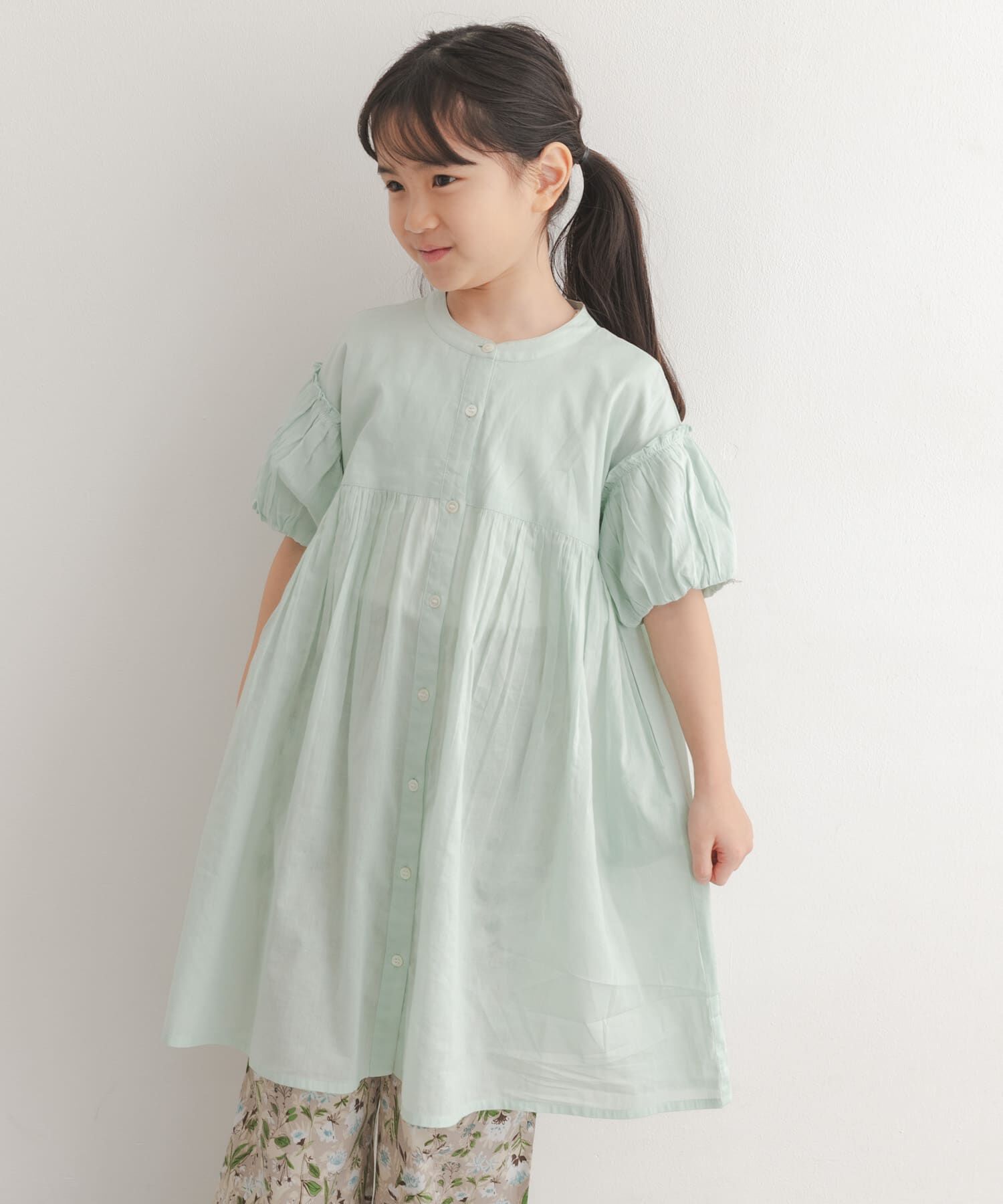 URBAN RESEARCH DOORS「『親子リンク』コットンボイルパフスリーブワンピース(KIDS)」|ワンピース|