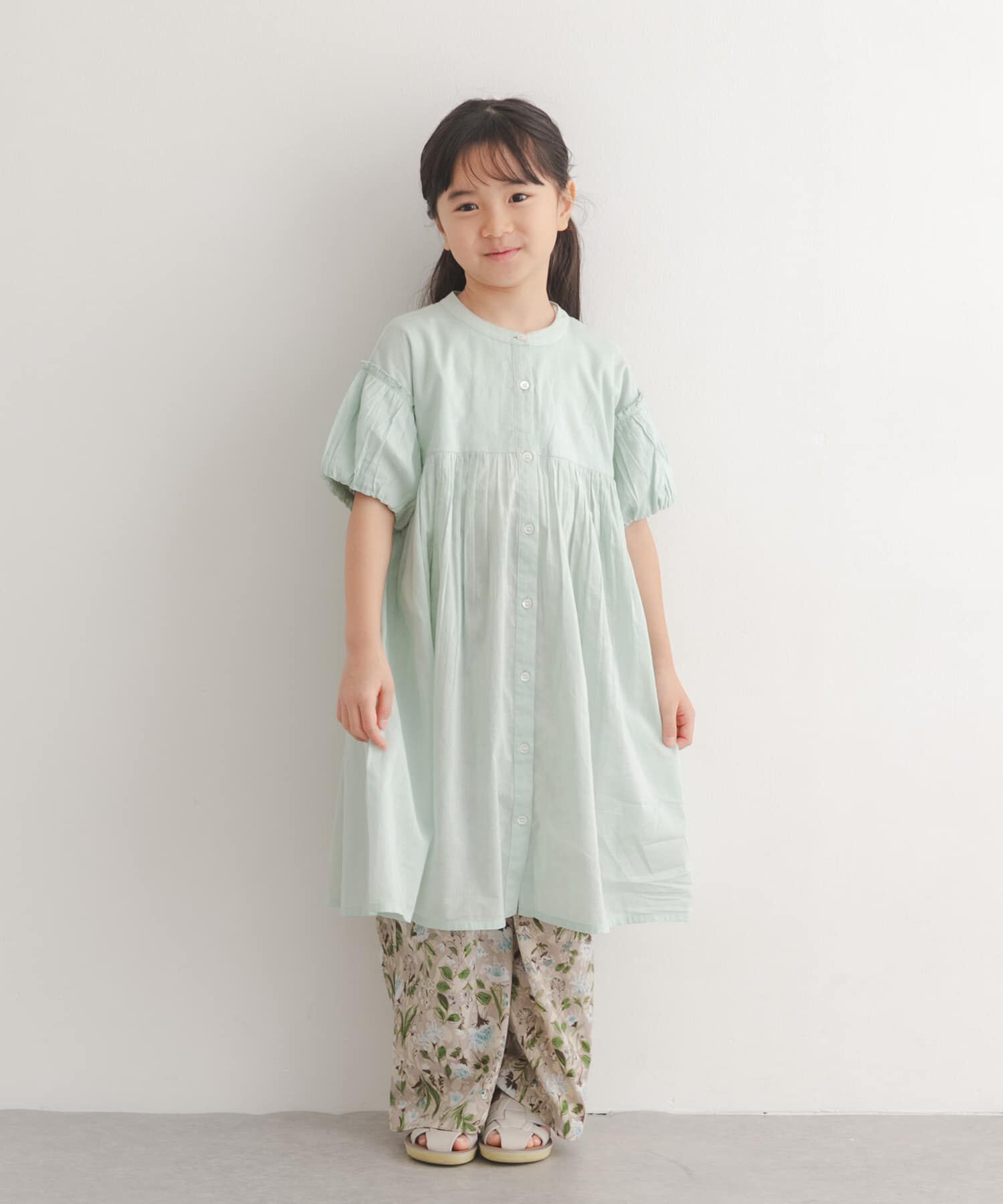 URBAN RESEARCH DOORS「『親子リンク』コットンボイルパフスリーブワンピース(KIDS)」|ワンピース|