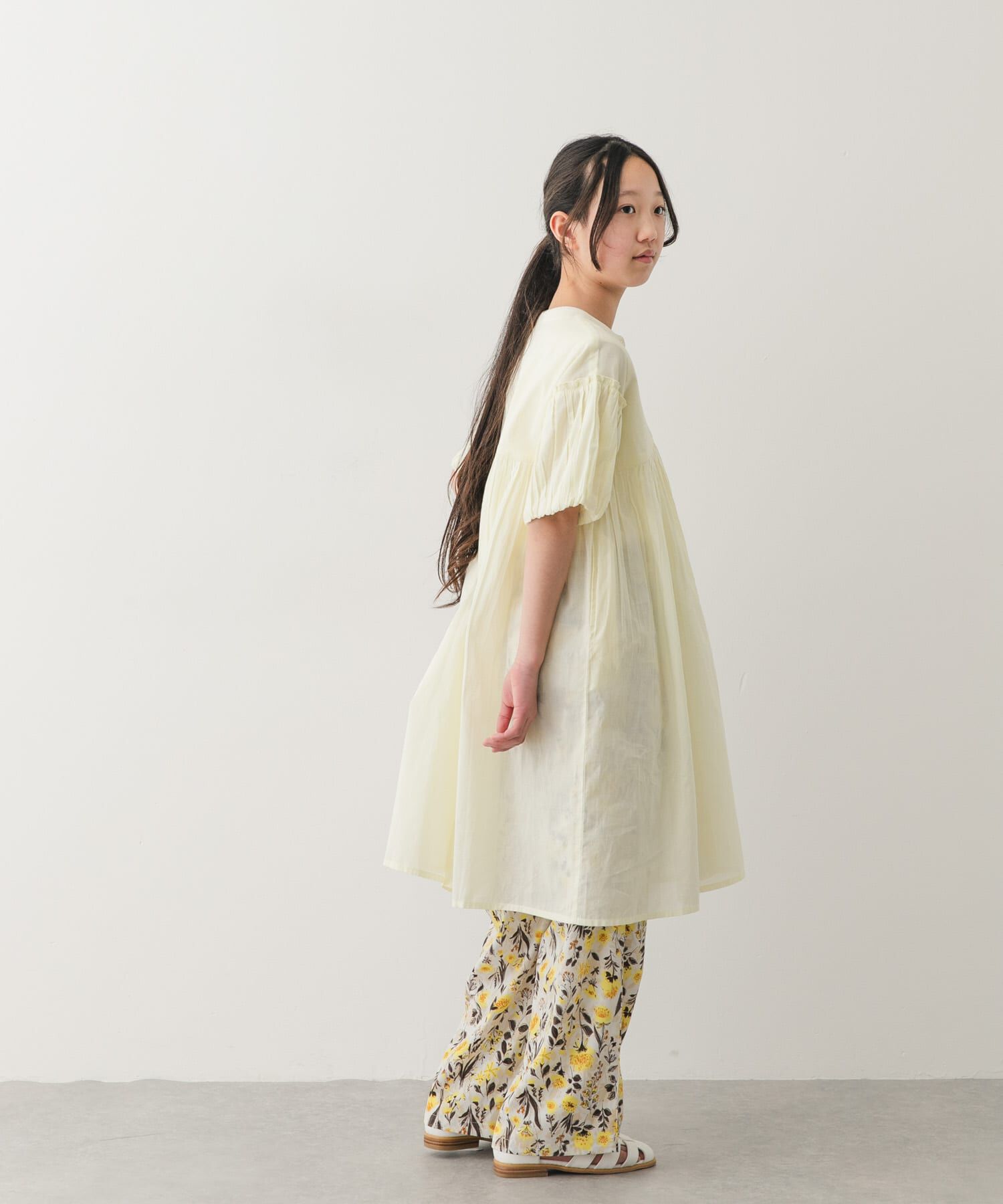 URBAN RESEARCH DOORS「『親子リンク』『150サイズ』コットンボイルパフスリーブワンピース(KIDS)」|ワンピース|