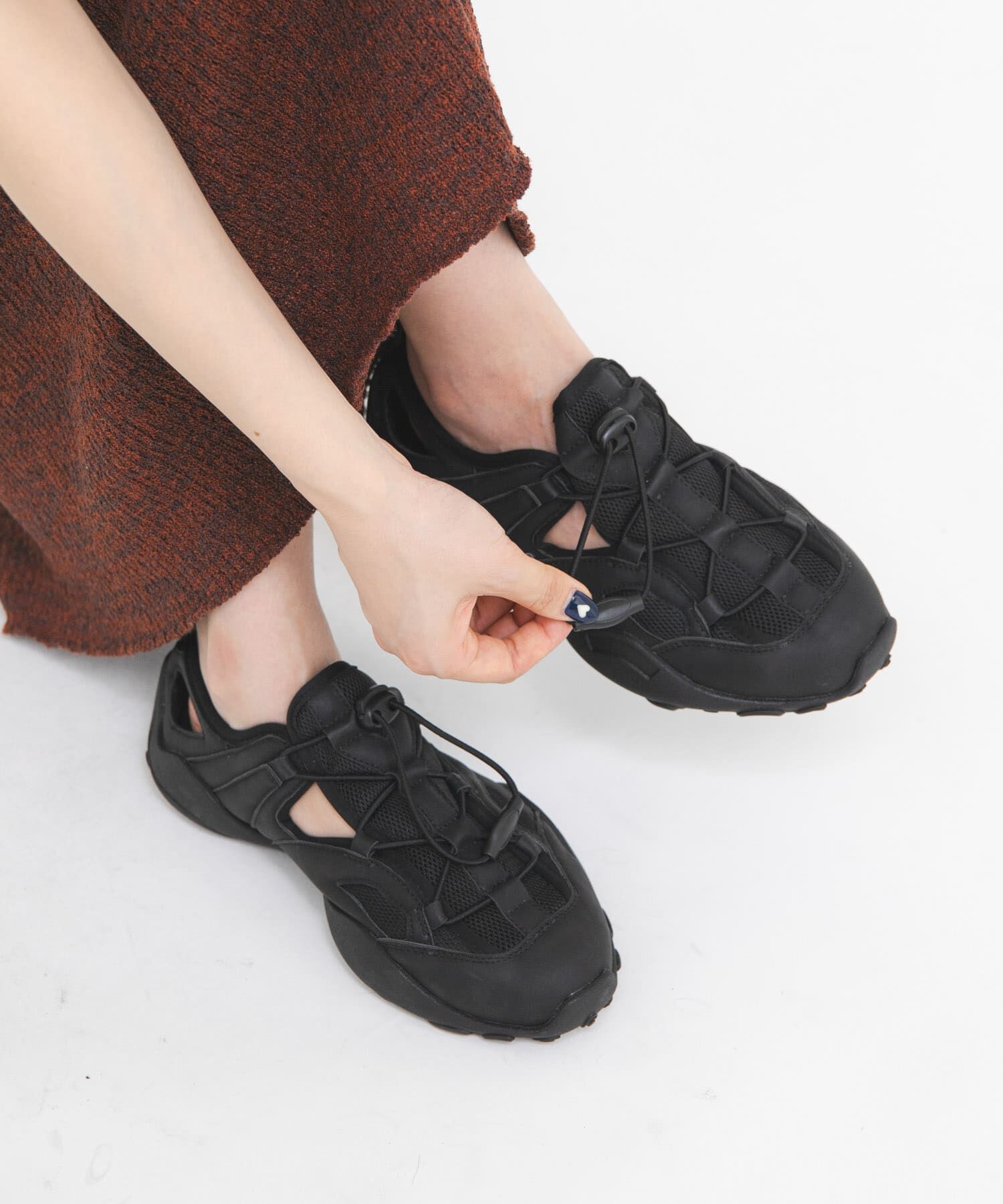  「カットデザインメッシュスニーカー」|スニーカー|