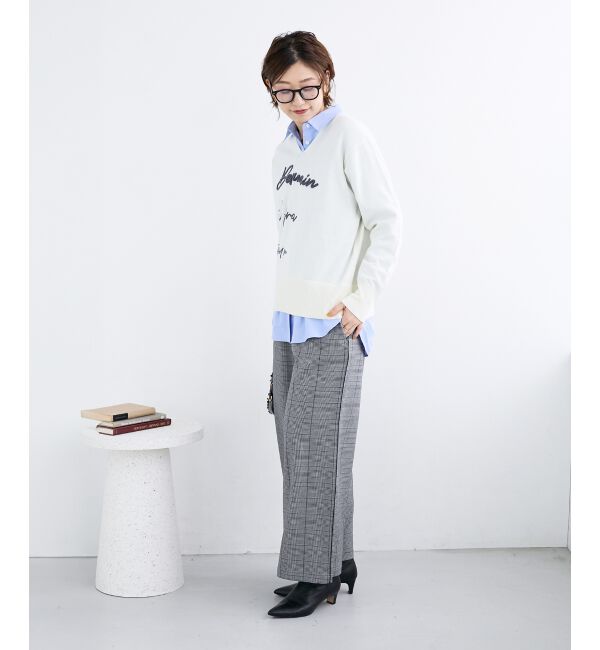  「フレーズロゴ刺繍Vネックニット」|ニット・セーター|