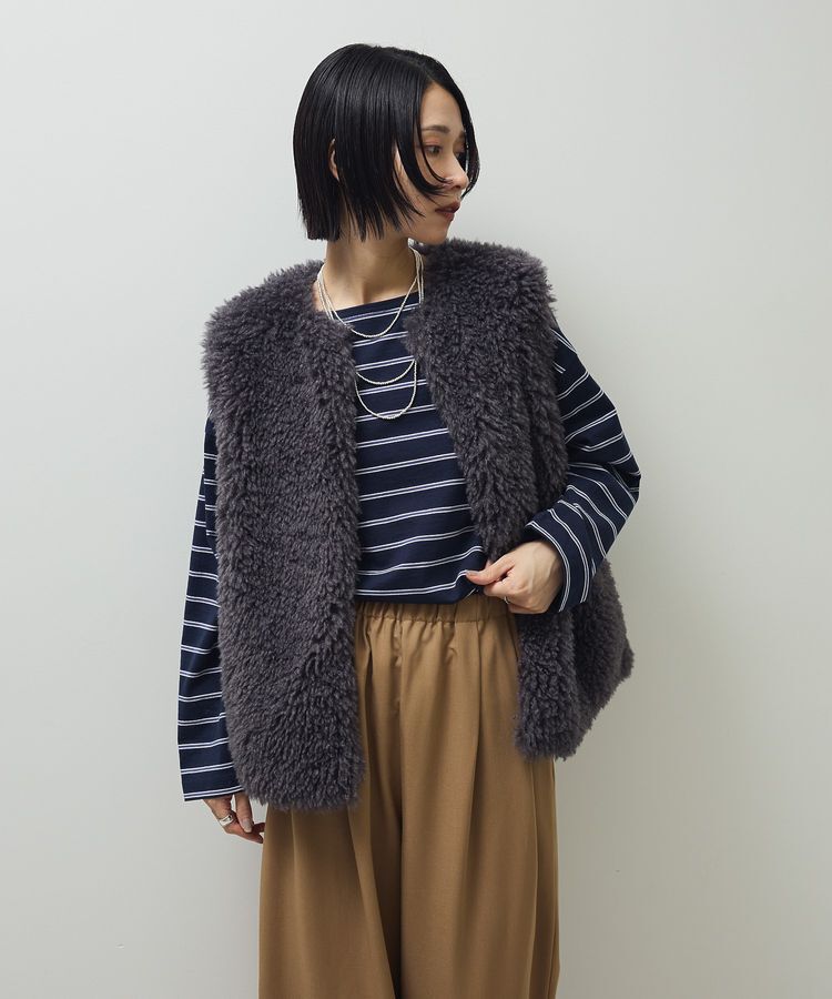 Green Parks「・ELENCARE DUE シープファーロングベスト」|ベスト・ジレ|Charcoal Gray