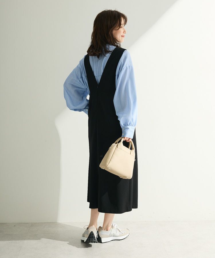 Green Parks「O.洗えてストレッチ Vネックジャンスカ」|ジャンパースカート|