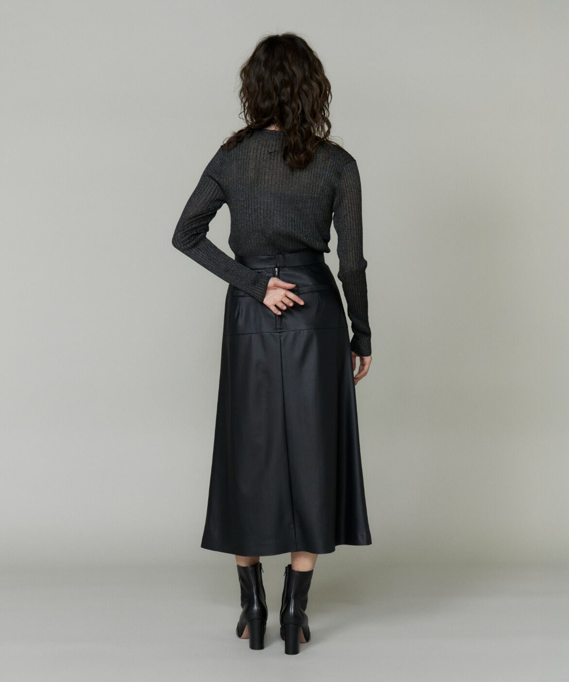 INED「ワイドリブVネックカーディガン」|カーディガン|