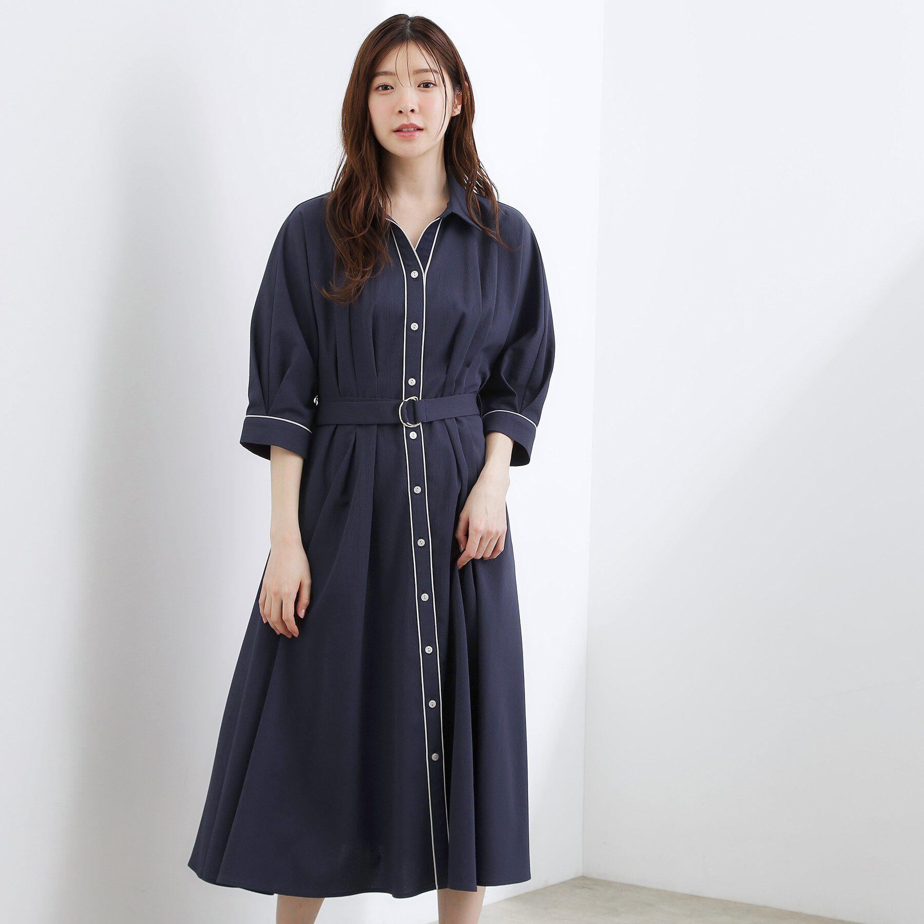 grove「【貴島明日香さん着用・美シルエット】ウエストタック配色ワンピース」|ワンピース|