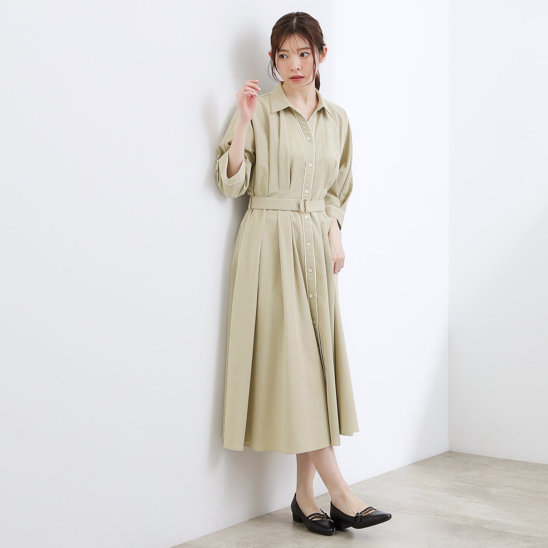 grove「【貴島明日香さん着用・美シルエット】ウエストタック配色ワンピース」|ワンピース|