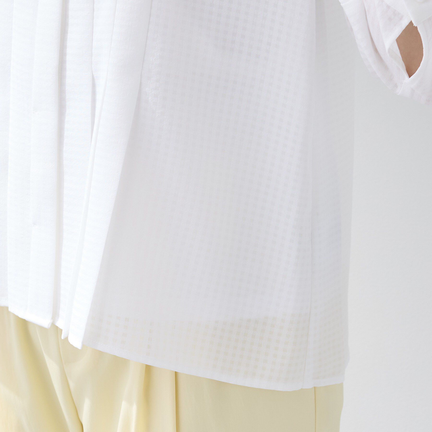 INDIVI「【洗える／大人シアー】タックプリーツ7分袖ブラウス」|シャツ・ブラウス|