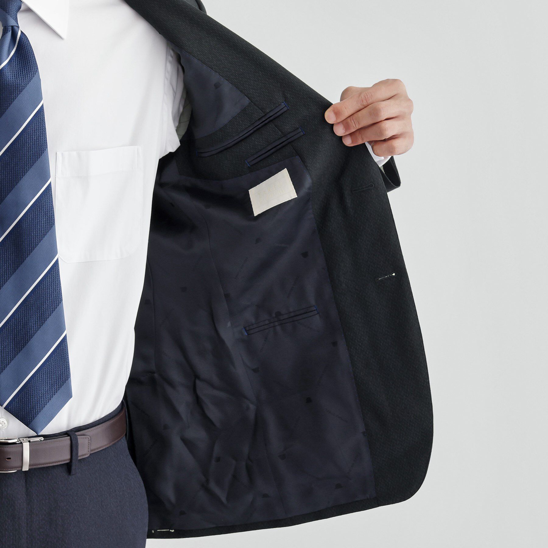 TAKEO KIKUCHI「【Made in JAPAN】矢絣（やがすり）スーツ／スリーピース対応」|スーツ|