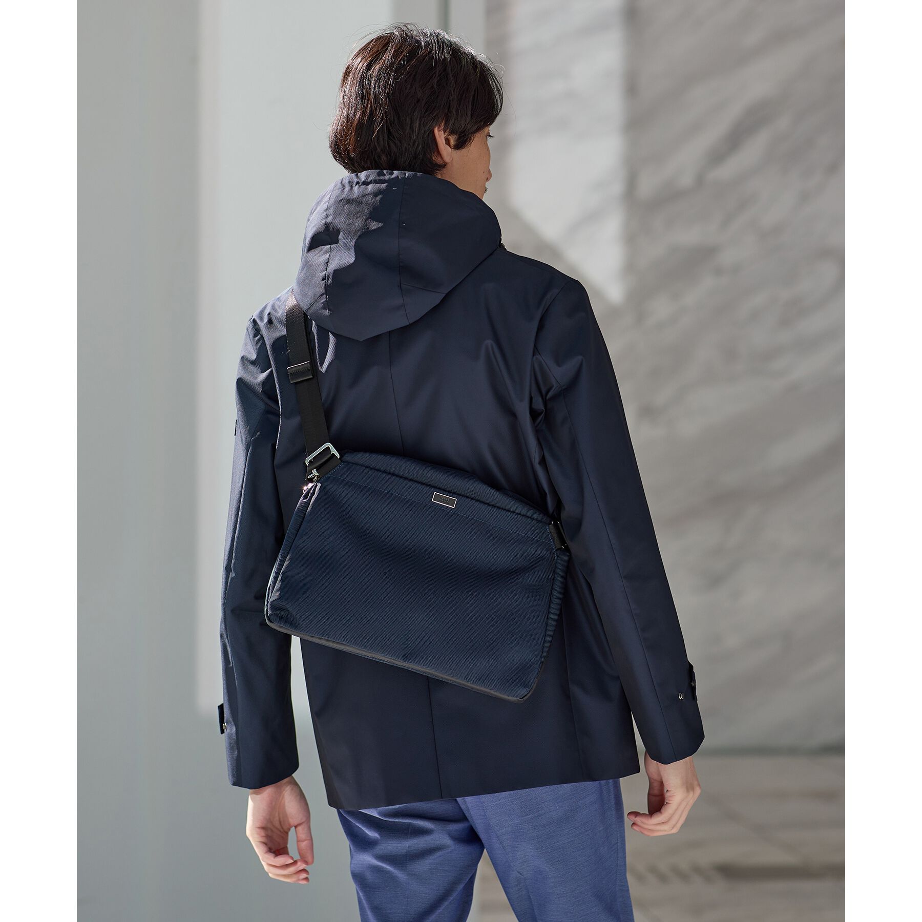 TAKEO KIKUCHI「【A4サイズ／横型】エクスパンドショルダー（L）」|ショルダー・メッセンジャー|