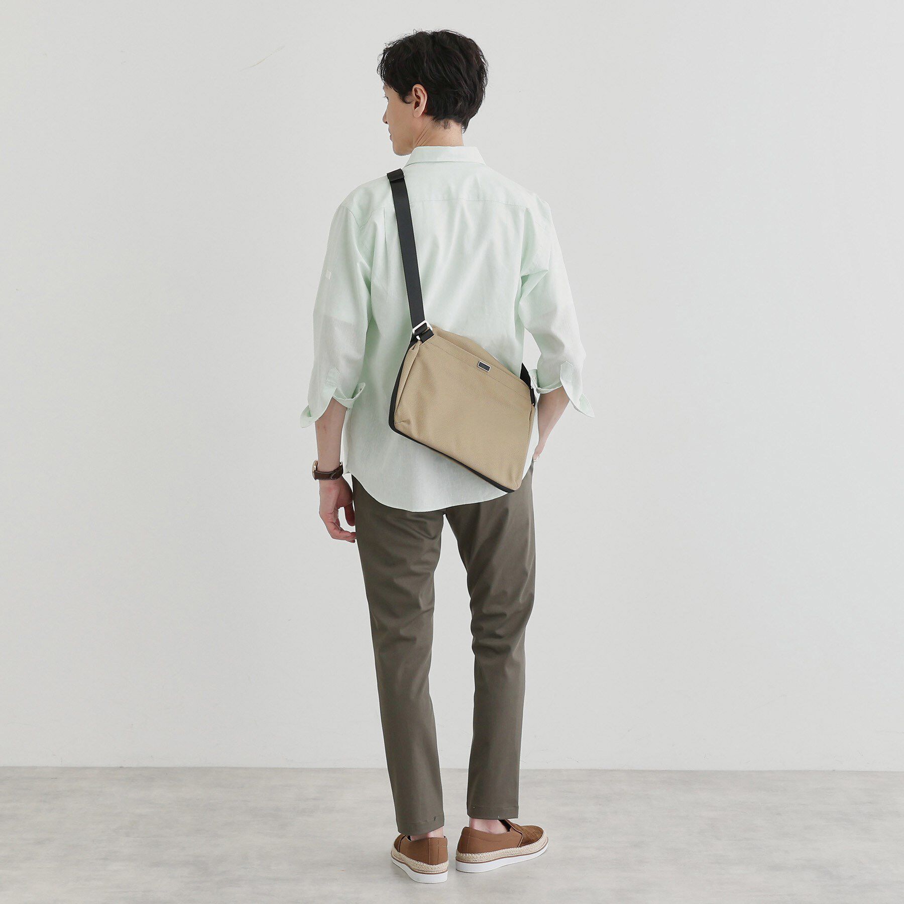 TAKEO KIKUCHI「【A4サイズ／横型】エクスパンドショルダー（L）」|ショルダー・メッセンジャー|