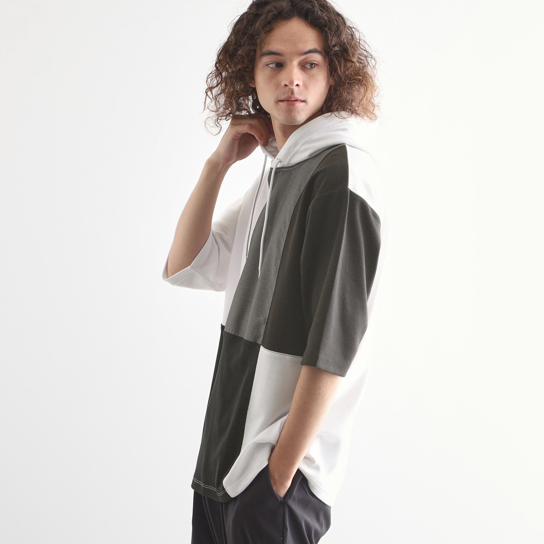 tk.TAKEO KIKUCHI「5分袖キリカエポンチフーディ」|パーカー|