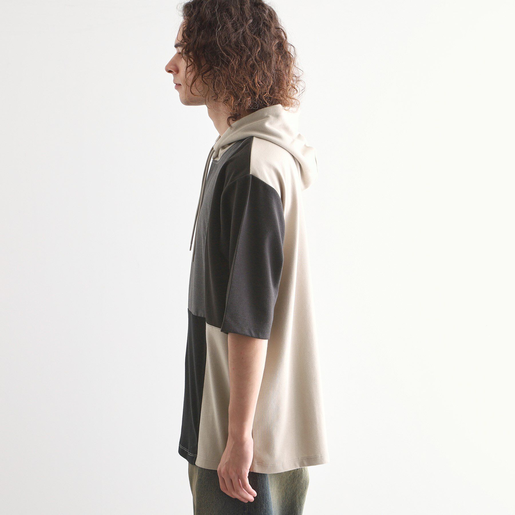 tk.TAKEO KIKUCHI「5分袖キリカエポンチフーディ」|パーカー|