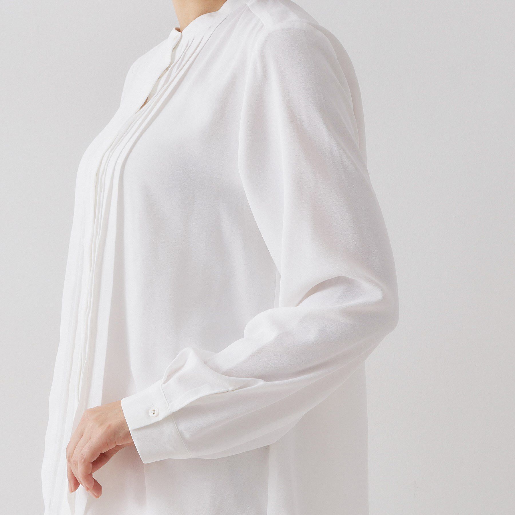 OPAQUE.CLIP「≪通勤・セレモニー対応≫ タックブラウス【洗濯機OK】」|シャツ・ブラウス|