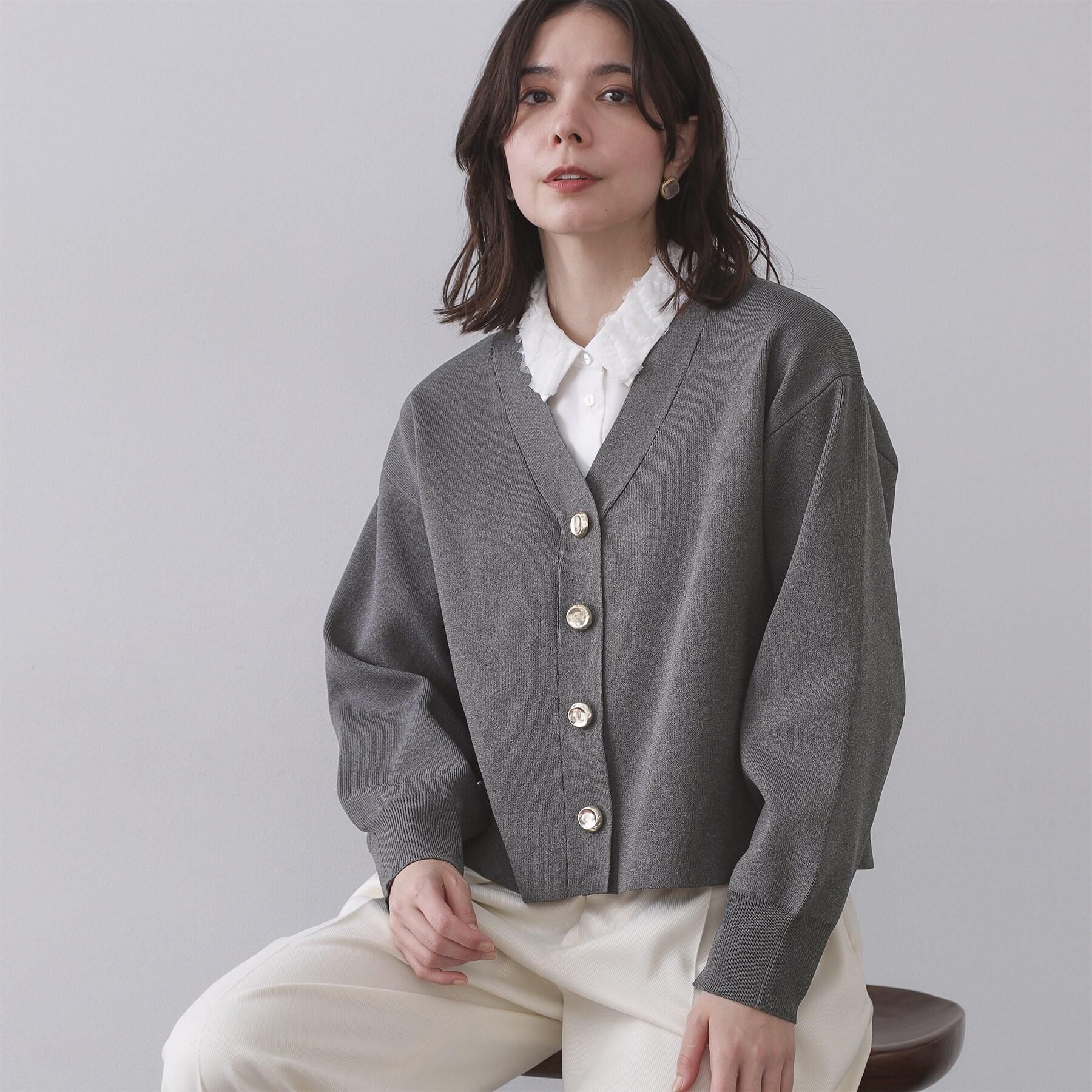 OPAQUE.CLIP「ゴールドビックボタンVネックニットカーディガン【洗濯機OK】」|カーディガン|