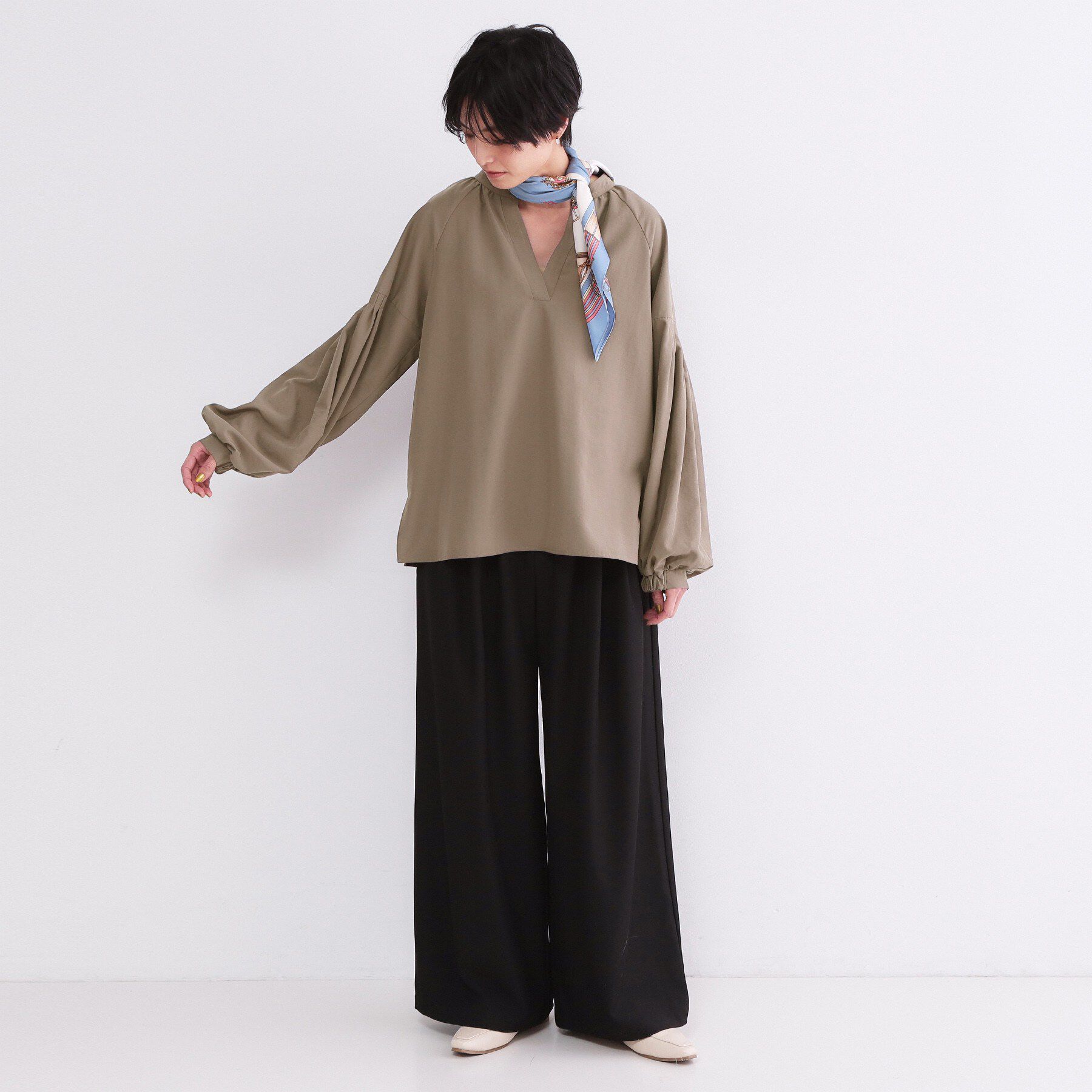 OPAQUE.CLIP「スキッパーボリュームスリーブブラウス【洗濯機OK】」|シャツ・ブラウス|