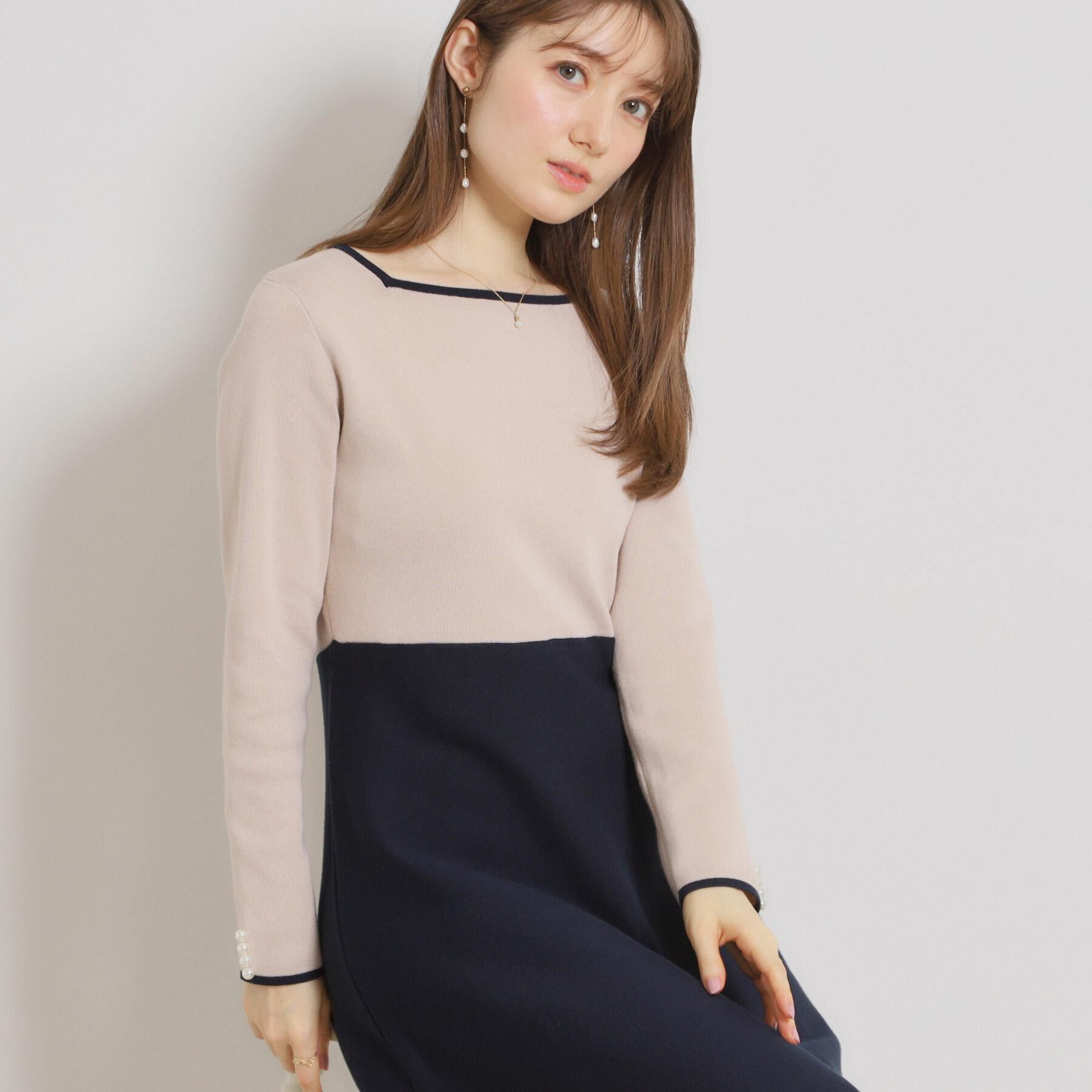 Couture broach「【ハレの日・通勤】スクエアネック バイカラー ニットワンピース」|ワンピース|