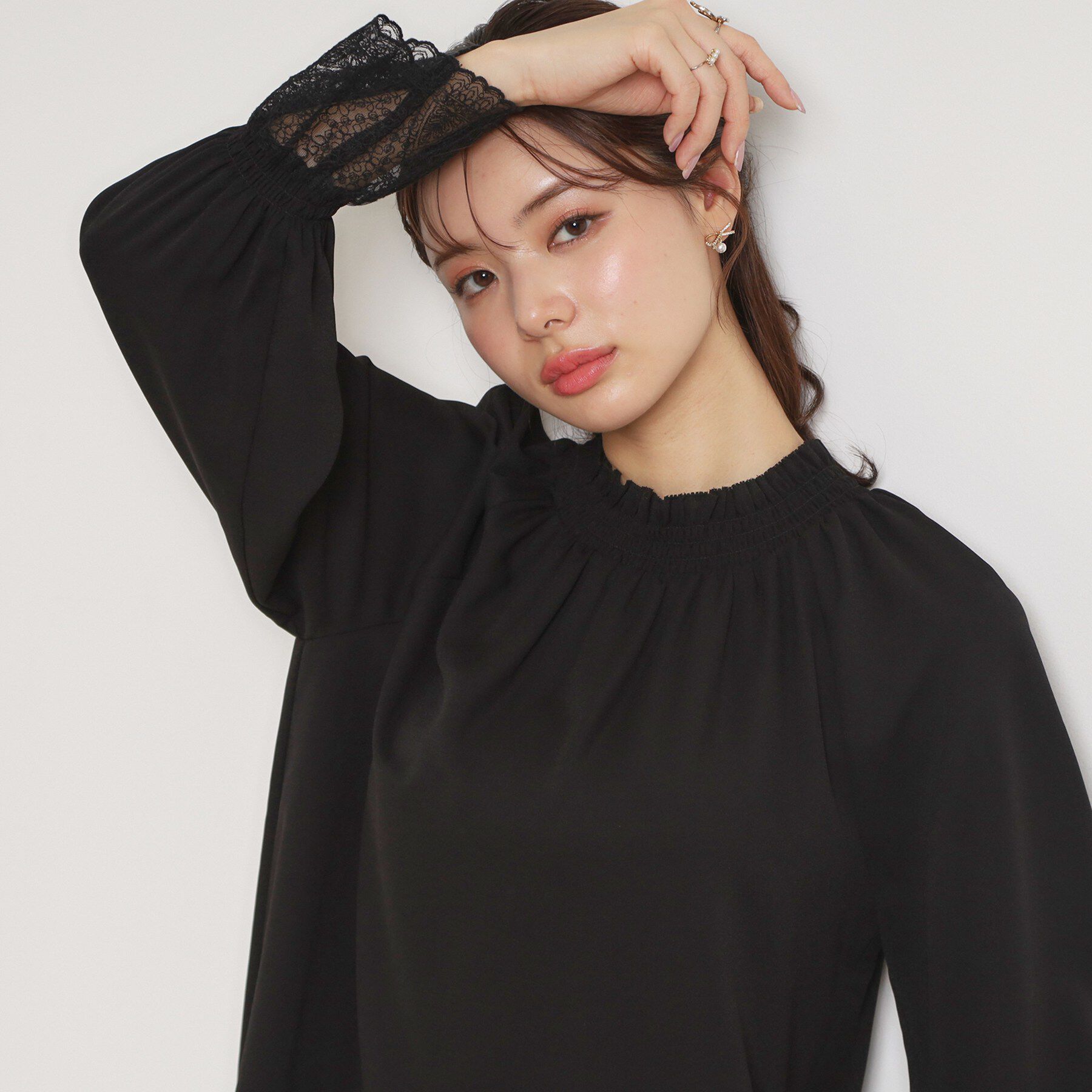 Couture broach「【通勤・着映え】レースカフス ピコシャーリング バックリボンブラウス」|シャツ・ブラウス|