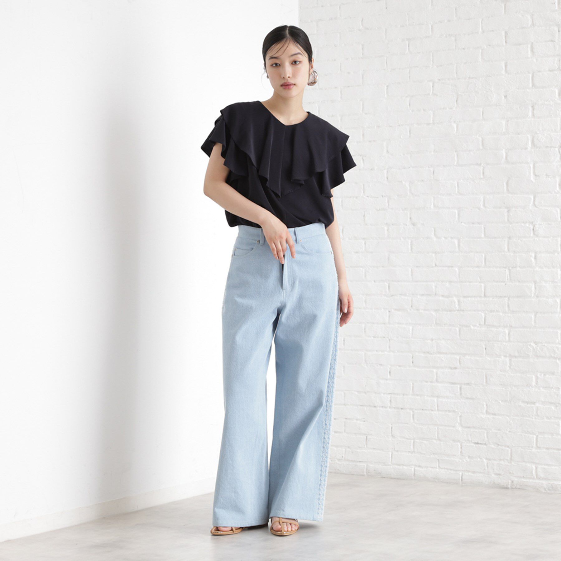 THE SHOP TK「【ONOFF活躍】フリルデザインブラウス/セットアップ可」|シャツ・ブラウス|