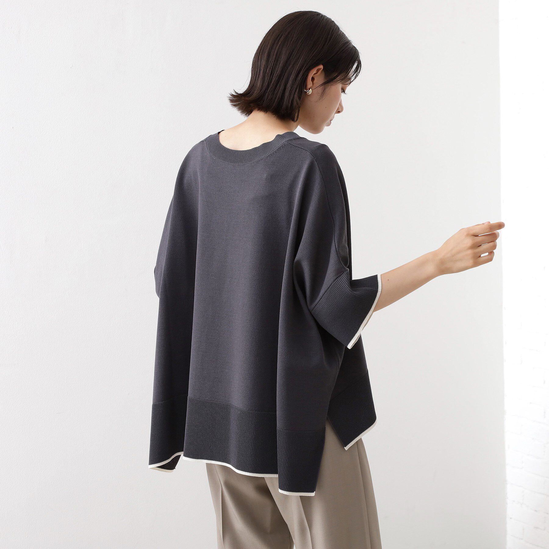 THE SHOP TK「Vネックドルマンニット【毛玉になりにくい/洗濯機OK】」|ニット・セーター|