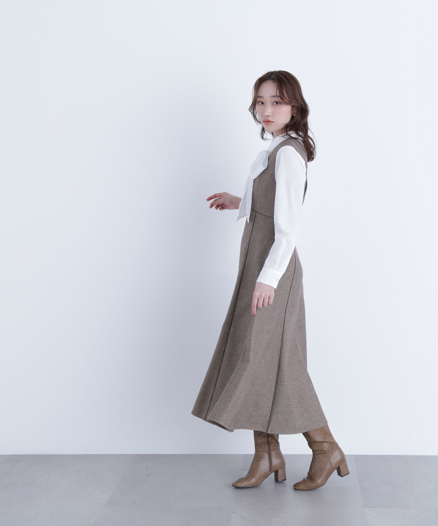  「ニュアンスVネックジャンスカ」|ワンピース|