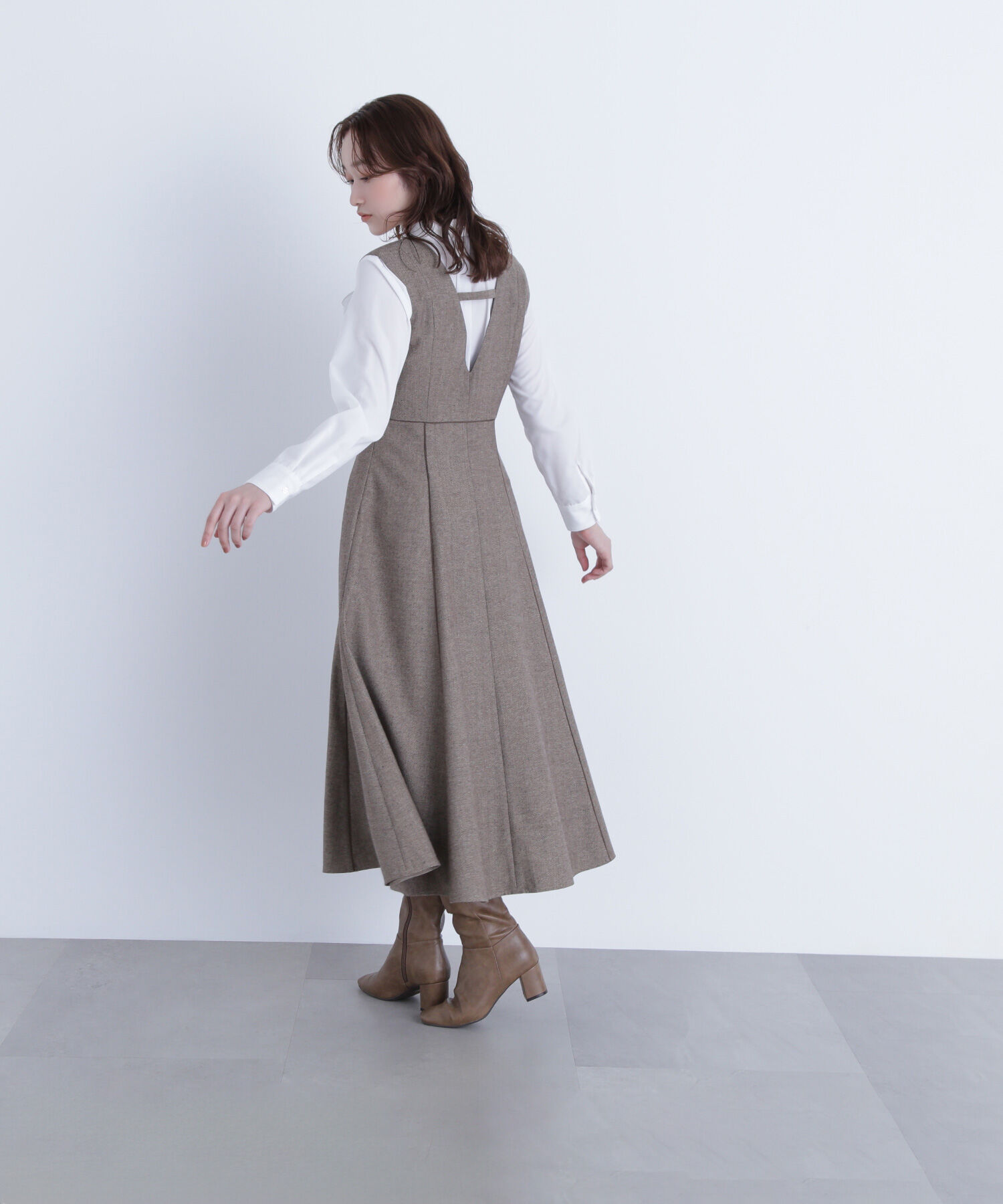  「ニュアンスVネックジャンスカ」|ワンピース|