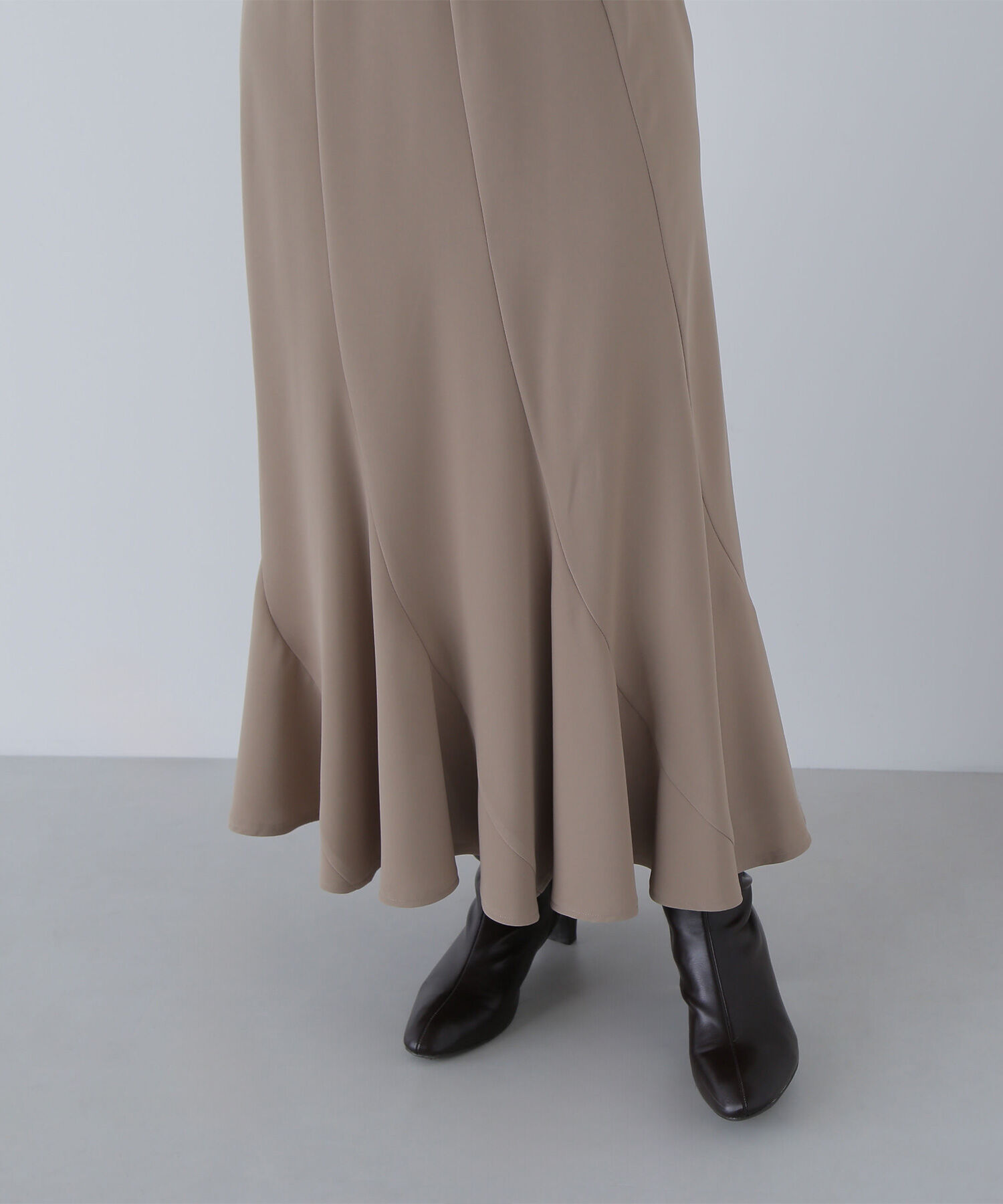  「ペタルヘムスカート」|スカート|