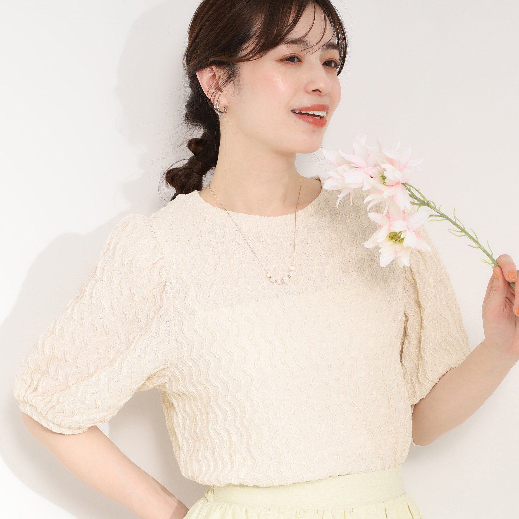 SHOO･LA･RUE「【洗える】ウェーブ柄ジャカード パフスリーブトップス」|Tシャツ・カットソー|オフホワイト(003