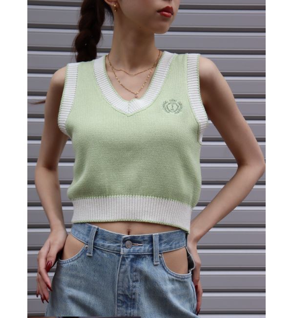 EVRIS「エンブレムクロップドニットベスト」|ベスト・ジレ|