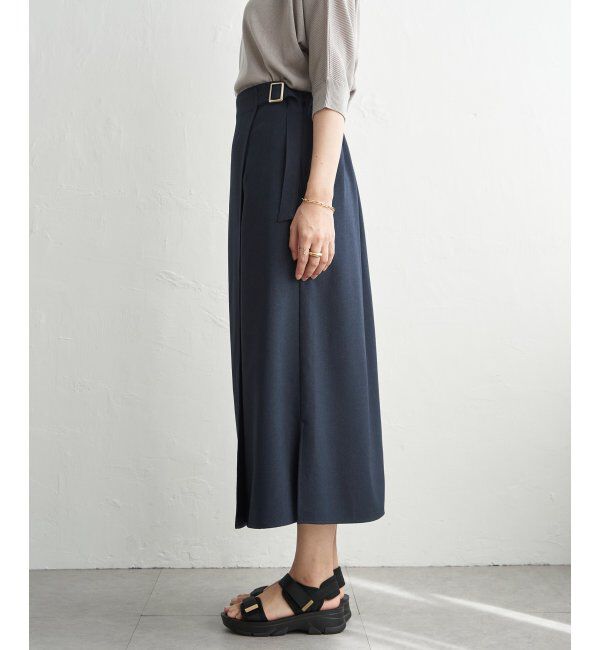 IKKA LOUNGE「バックル付きラップ風スカート」|スカート|