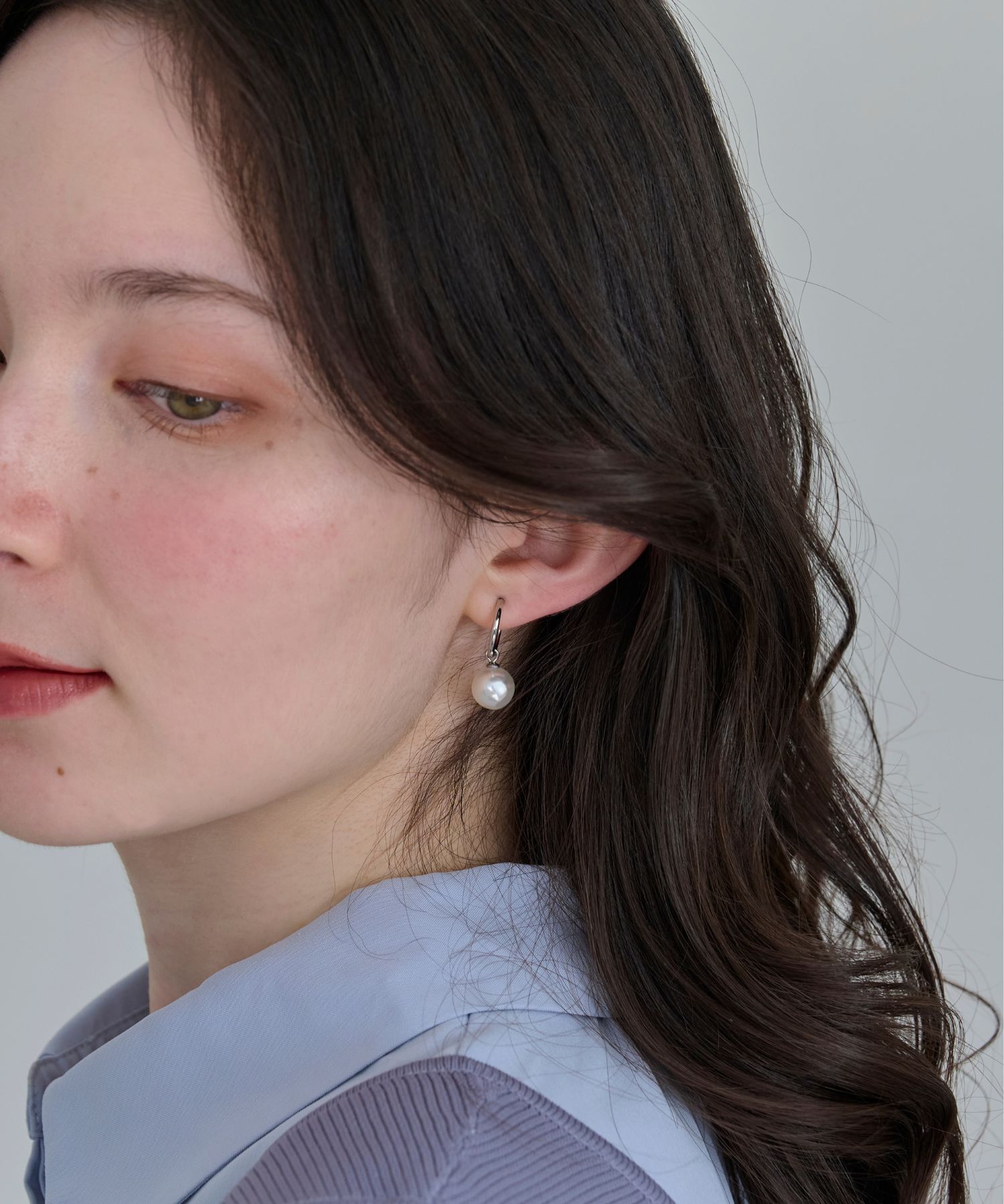 Phoebe「【金属アレルギー対応】バランスパールフープイヤリング　シルバー/ステンレス/大ぶり/存在感◎/主役級」|イヤリング|