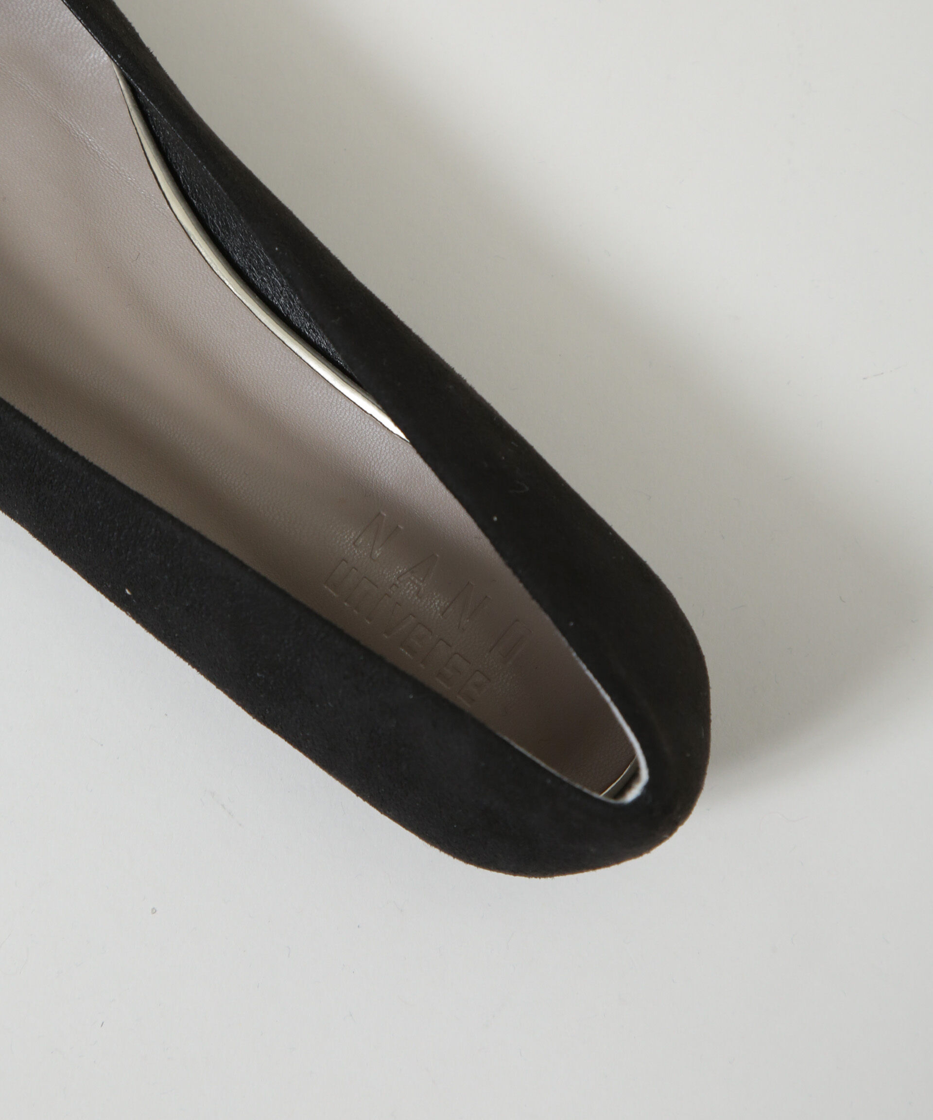 nano･universe「ポインテッドトゥバックルフラットパンプス」|ビジネス・ドレスシューズ|