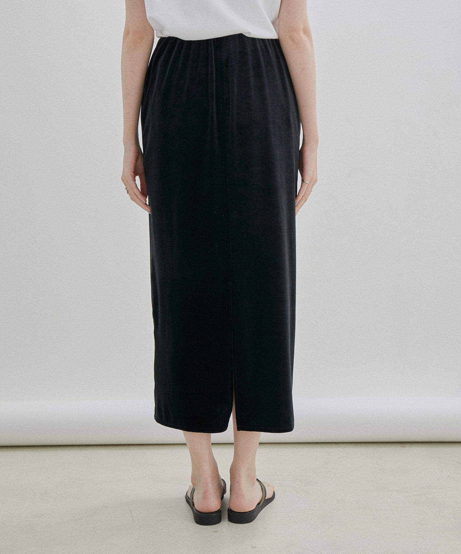 SALON adam et rope'「ベロアロングスリットタイトスカート【セットアップ対応・洗える】」|スカート|