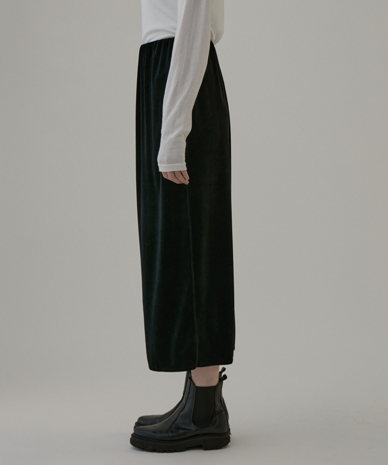 SALON adam et rope'「ベロアロングスリットタイトスカート【セットアップ対応・洗える】」|スカート|