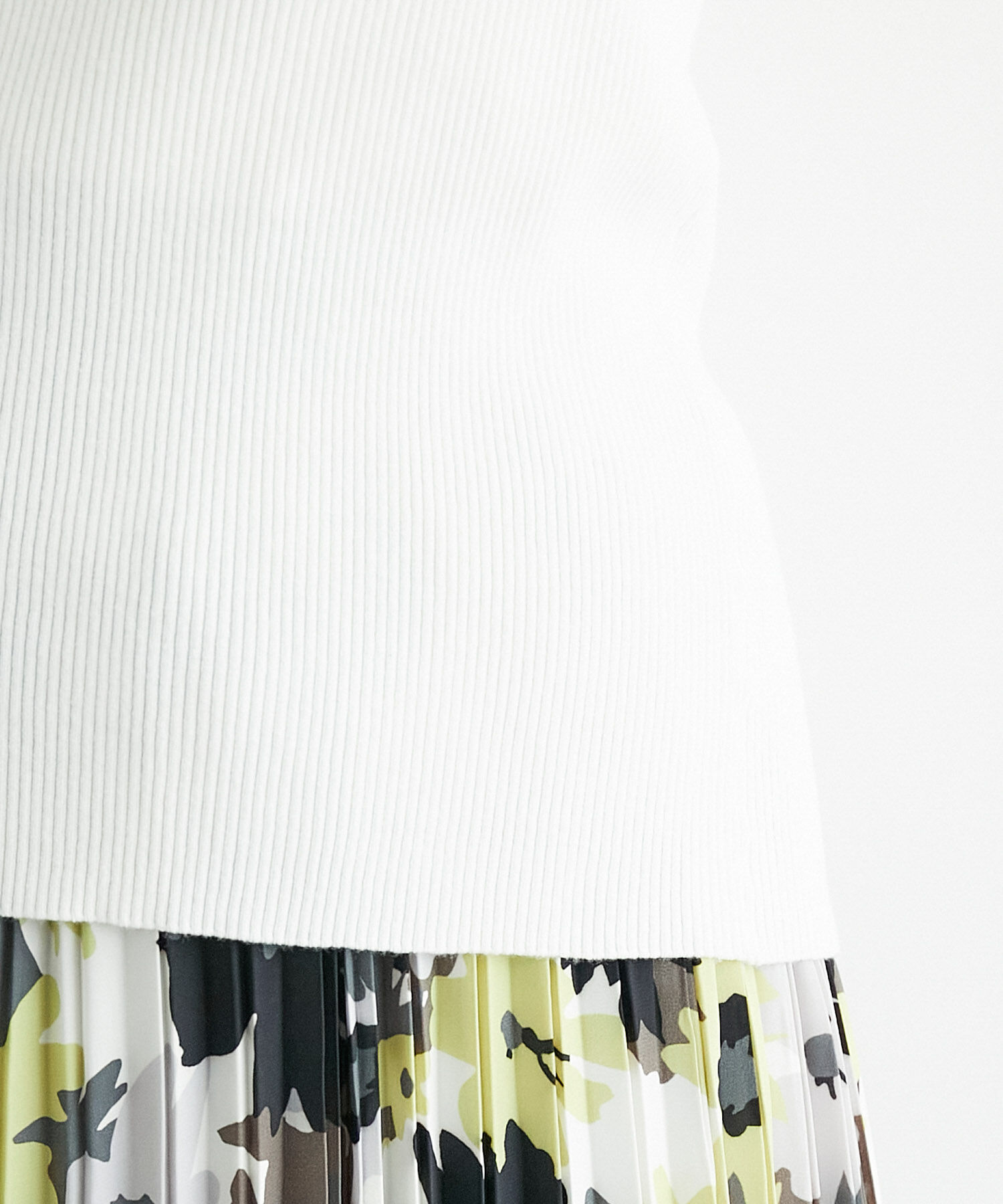 Rope&rsquo;Picnic「制菌加工/スリットネックニットプルオーバー」|ニット・セーター|