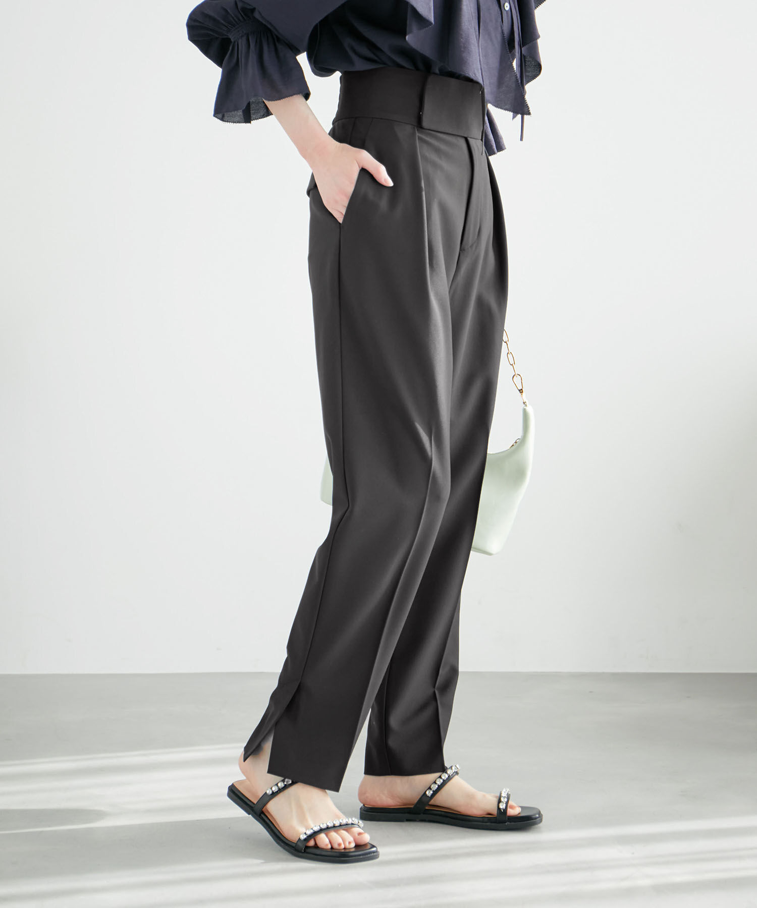 Rope&rsquo;Picnic「ハイウエストテーパードパンツ」|その他|ブラック(01)