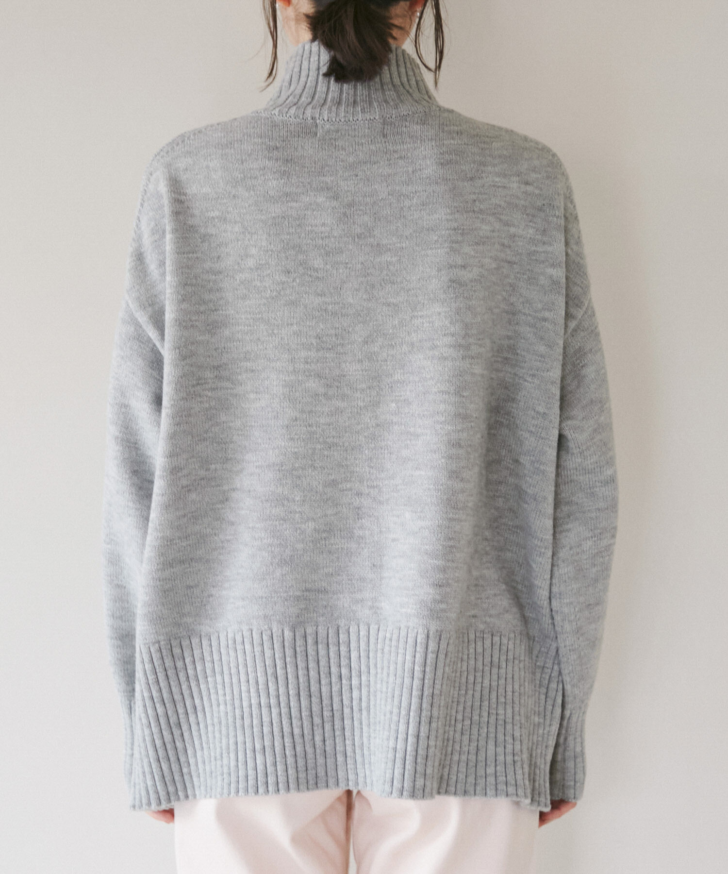 Rope&rsquo;Picnic「センターラインミドル丈ハイネックニットプルオーバー/帯電防止・洗濯機OK・リンクコーデ」|ニット・セーター|