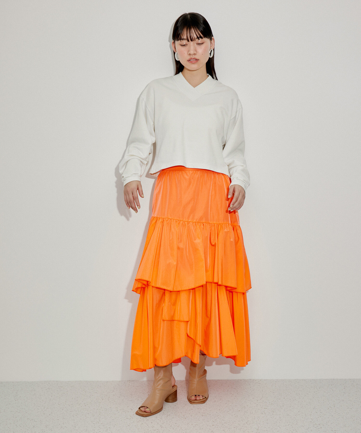 ADAM ET ROPE'「【サステナブル】アシンメトリーティアードスカート」|スカート|