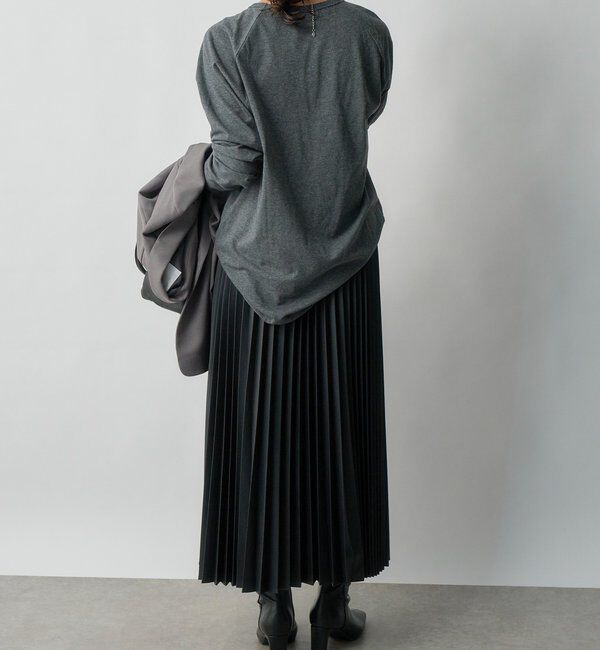  「【リバイバル/ウエストゴムで着やすい】レザーライクプリーツスカート」|スカート|