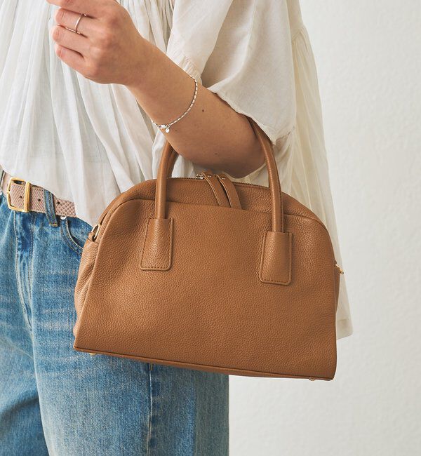  「【キレイめにもカジュアルにも】レザーボストン」|トートバッグ|キャメル