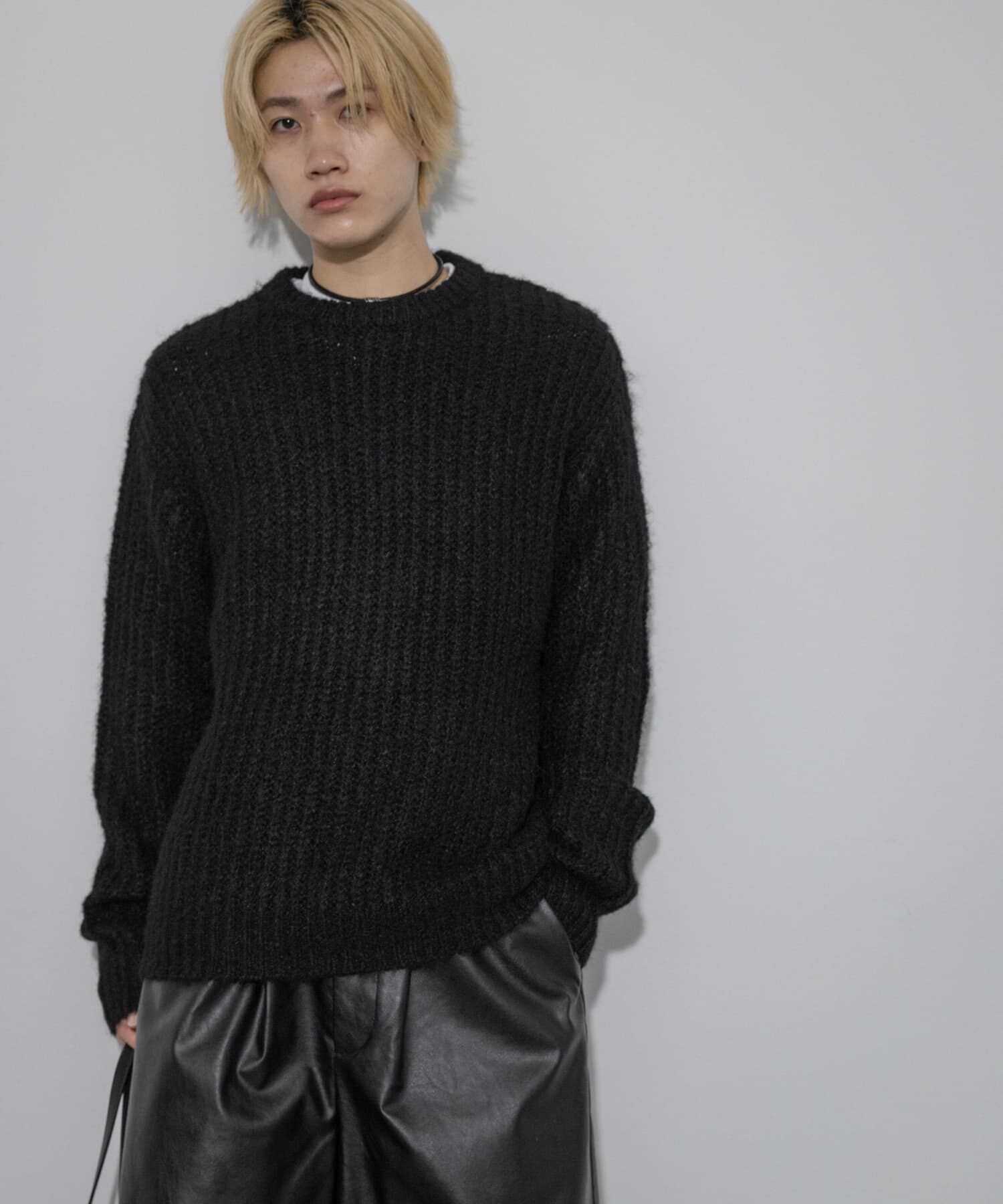 SENSE OF PLACE by URBAN RESEARCH「シャギークルーネックニット」|ニット・セーター|ブラック