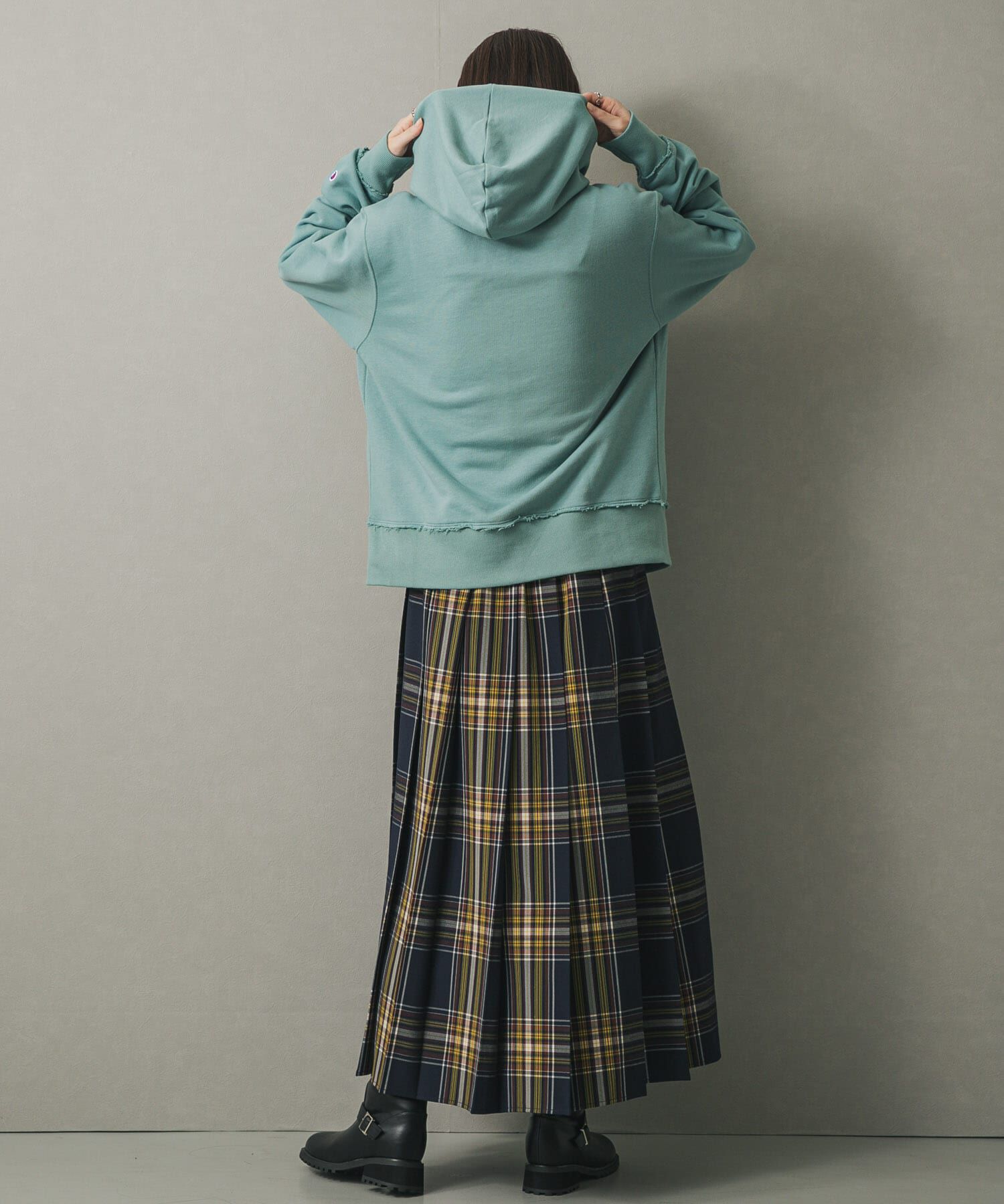 SENSE OF PLACE by URBAN RESEARCH「『別注』Champion&times;SENSE OF PLACE　ジップパーカー」|パーカー|